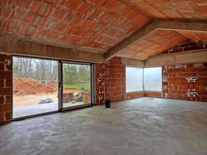 Image No.9-3 Bed Property for sale