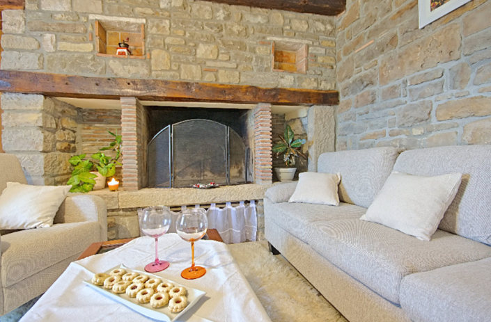 Image No.11-3 Bed Property for sale