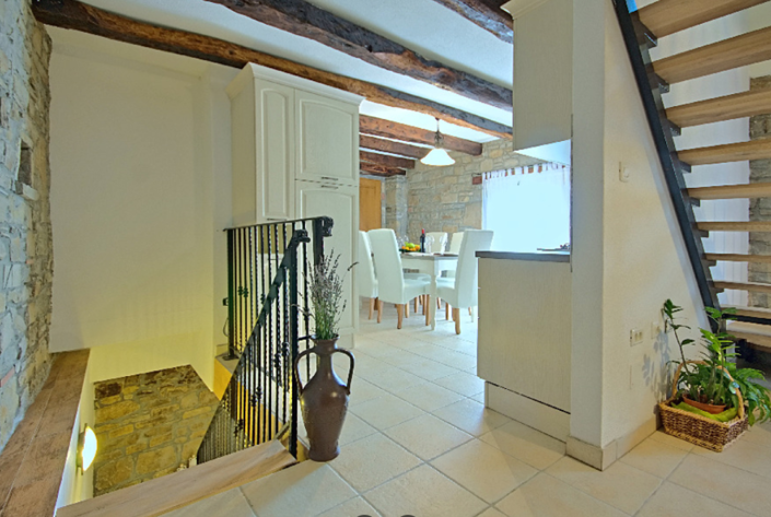 Image No.13-3 Bed Property for sale