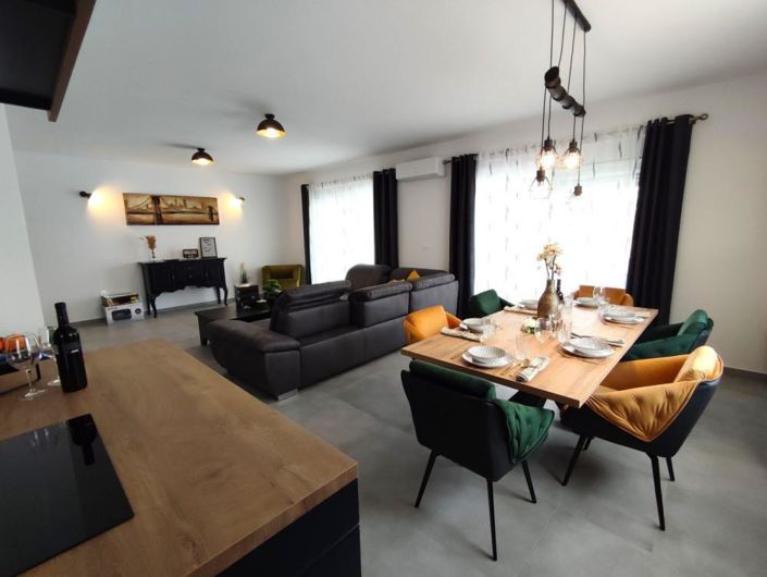 Image No.5-Propriété de 3 chambres à vendre à Vodnjan