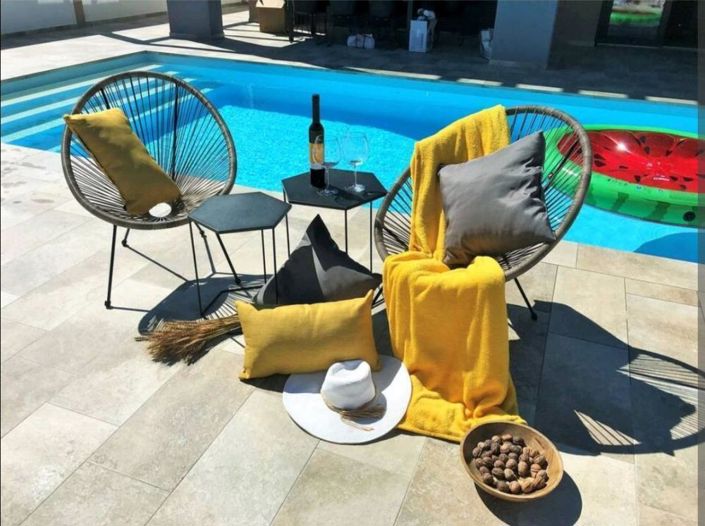 Image No.22-3 Bed Property for sale