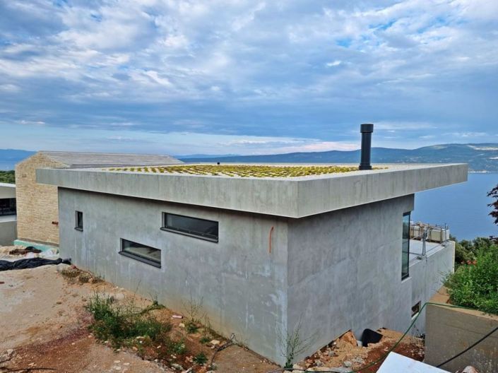 Image No.23-3 Bed Property for sale