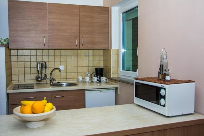 Image No.15-10 Bed Property for sale