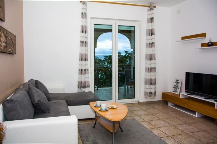 Image No.6-10 Bed Property for sale