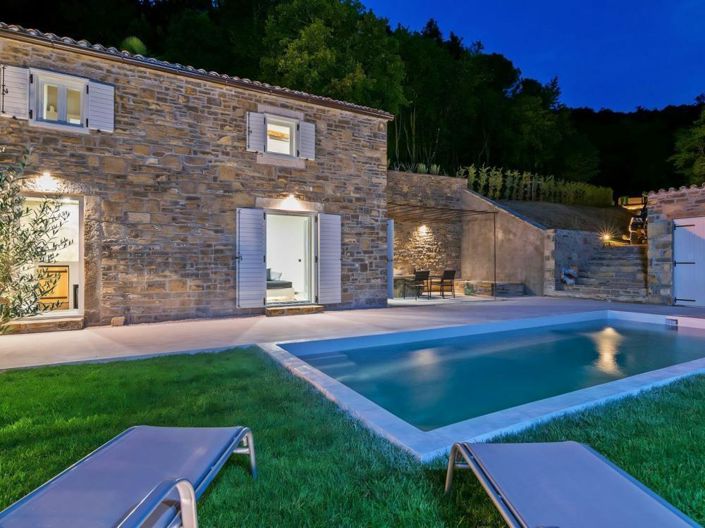 Image No.2-2 Bed Property for sale