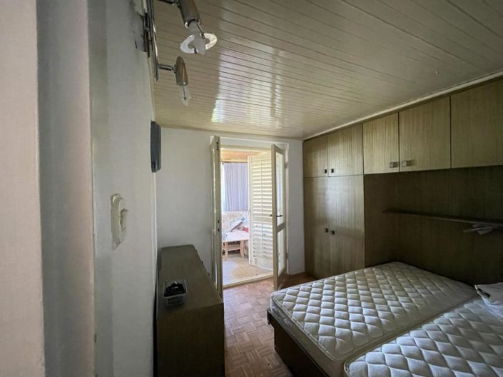 Image No.13-4 Bed Property for sale