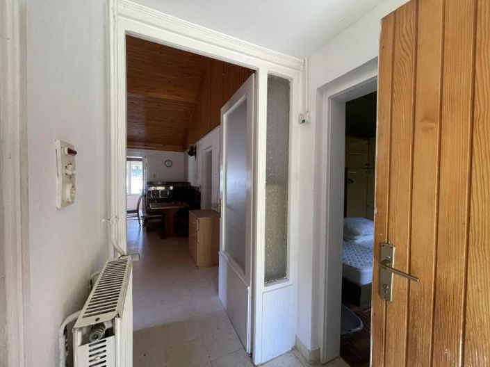 Image No.15-4 Bed Property for sale