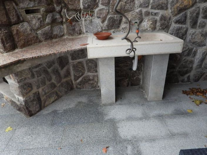 Image No.17-4 Bed Property for sale