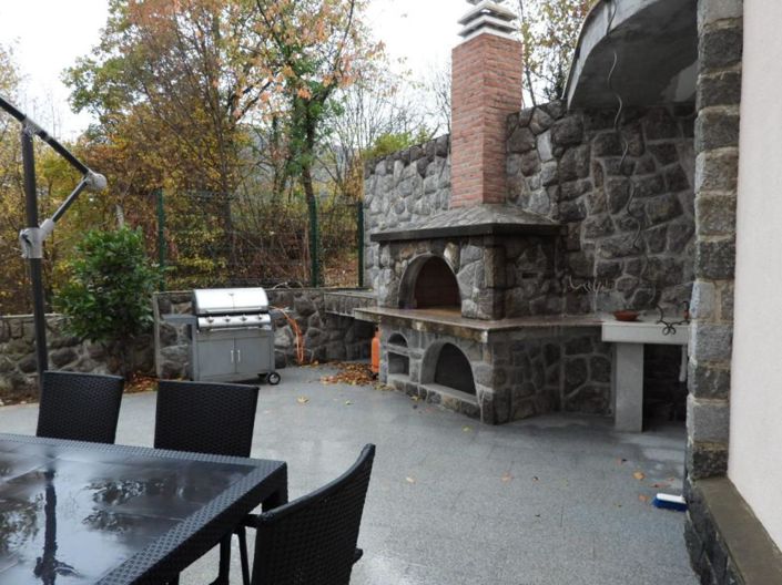 Image No.25-4 Bed Property for sale