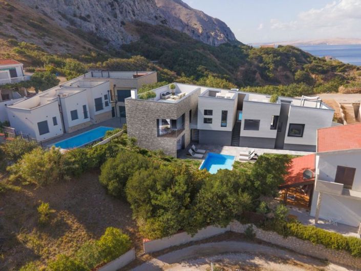 Image No.1-3 Bed Property for sale