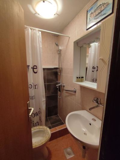 Image No.24-4 Bed Property for sale