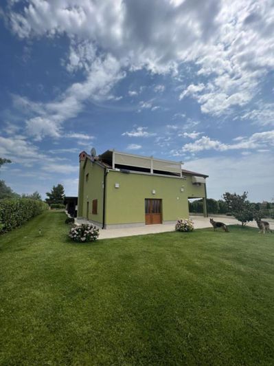 Image No.1-3 Bed Property for sale