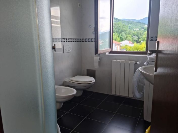 Image No.15-11 Bed Property for sale