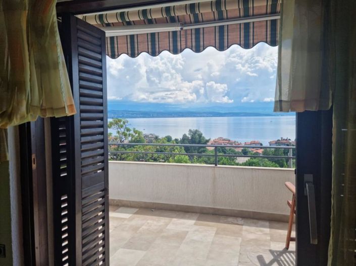 Image No.19-11 Bed Property for sale