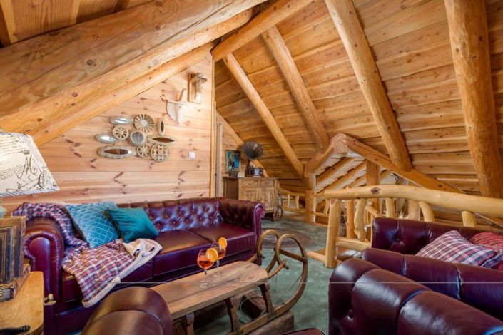 Image No.17-2 Bed Property for sale