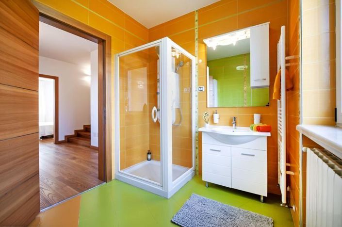 Image No.19-4 Bed Property for sale