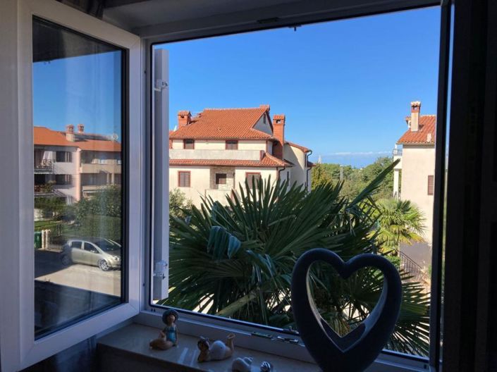 Image No.3-10 Bed Property for sale