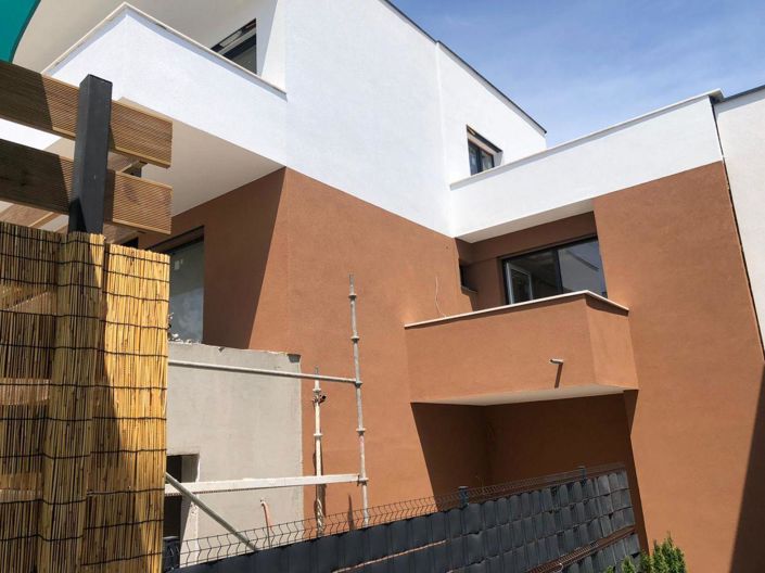 Image No.11-4 Bed Property for sale