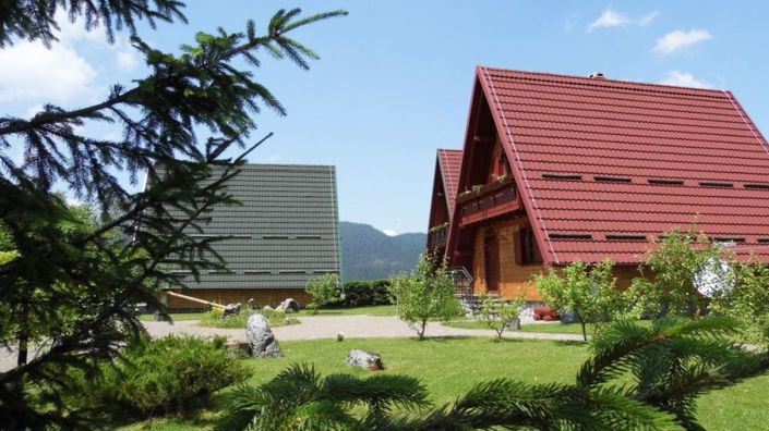 Image No.20-8 Bed Property for sale