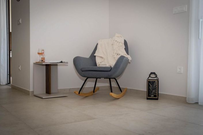 Image No.23-3 Bed Property for sale