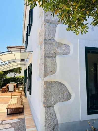 Image No.10-3 Bed Property for sale