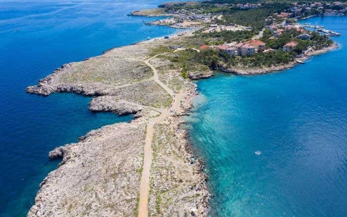 Image No.23-3 Bed Property for sale