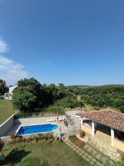 Image No.2-8 Bed Property for sale