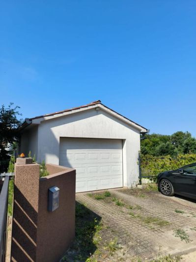 Image No.6-8 Bed Property for sale