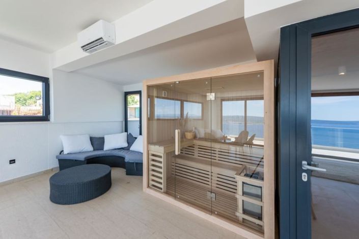 Image No.13-4 Bed Property for sale