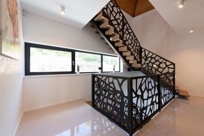 Image No.19-4 Bed Property for sale