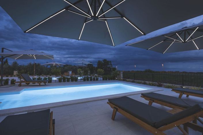 Image No.15-5 Bed Property for sale