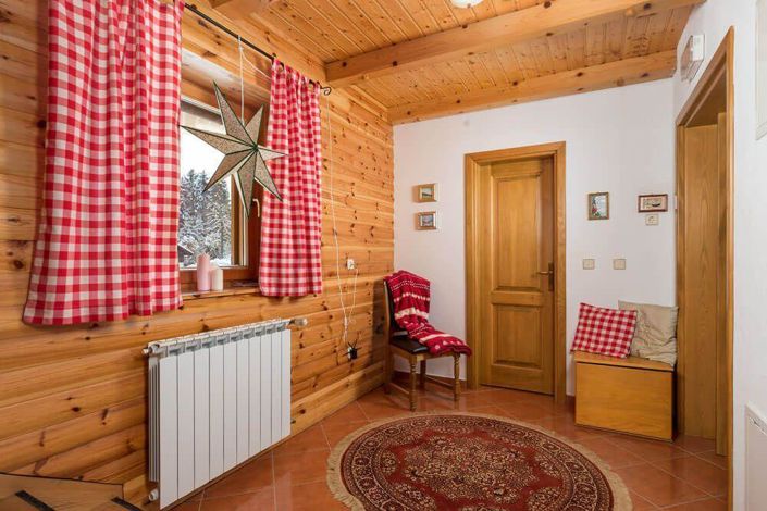 Image No.13-4 Bed Property for sale