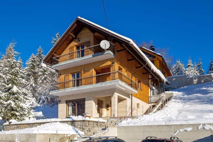 Image No.2-4 Bed Property for sale