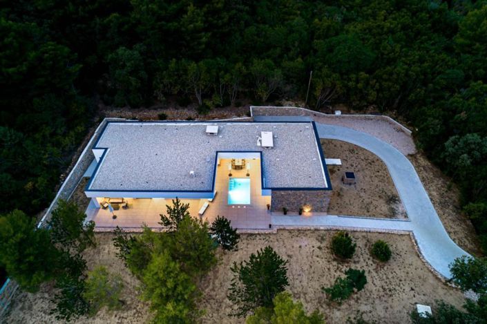 Image No.19-2 Bed Property for sale