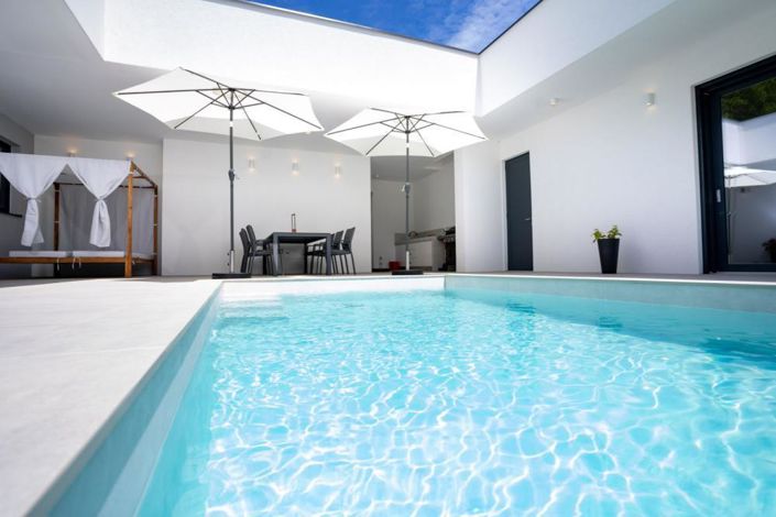 Image No.4-2 Bed Property for sale