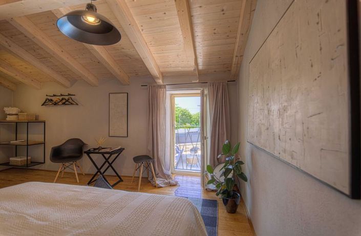 Image No.23-3 Bed Property for sale