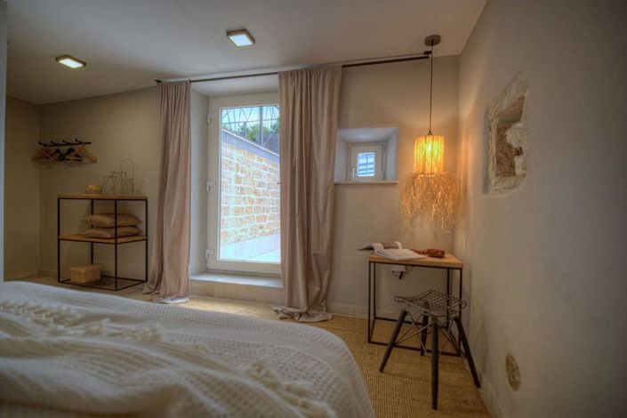 Image No.24-3 Bed Property for sale