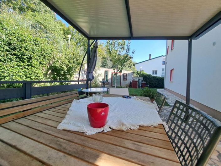 Image No.5-5 Bed Property for sale