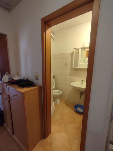 Image No.10-5 Bed Property for sale