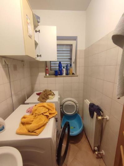 Image No.12-5 Bed Property for sale