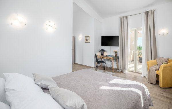 Image No.20-Propriété de 4 chambres à vendre à Vodnjan