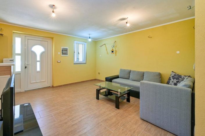 Image No.11-5 Bed Property for sale