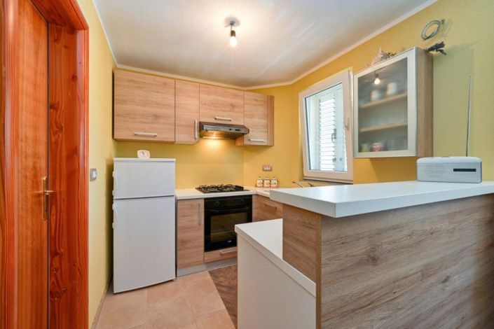 Image No.14-5 Bed Property for sale