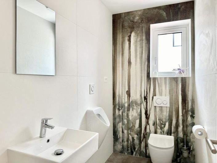 Image No.14-4 Bed Property for sale