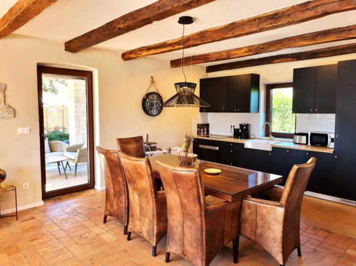 Image No.22-4 Bed Property for sale