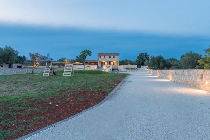 Image No.6-3 Bed Property for sale