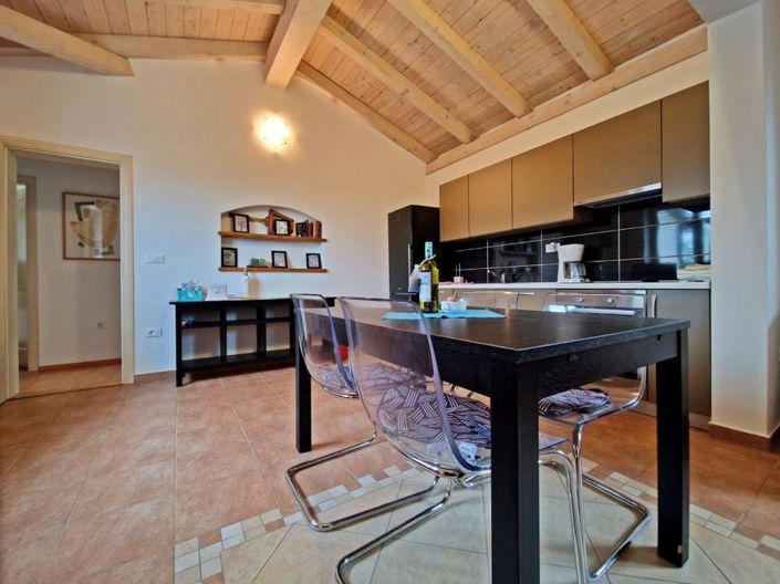 Image No.21-4 Bed Property for sale