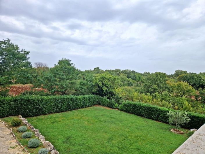 Image No.5-4 Bed Property for sale