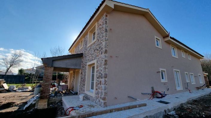 Image No.1-7 Bed Property for sale