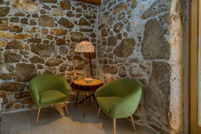 Image No.15-4 Bed Property for sale